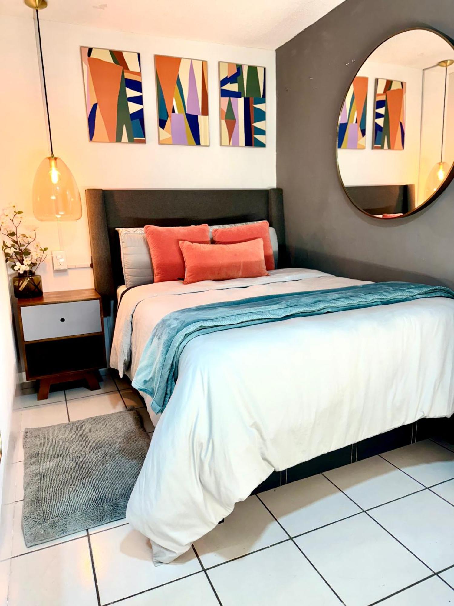 Cada Yon Pet Friendly,Netflix,Amazon Prime,Wifi Alta Velocidad, Estacionamiento Gratis Bed & Breakfast Cuautitlan Izcalli Ngoại thất bức ảnh